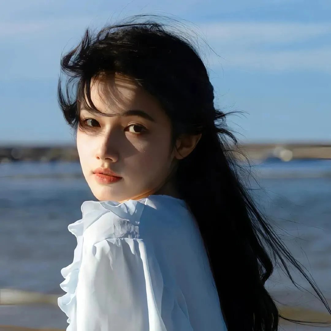 安东尼娅：一个女子的肖像 在线观看封面